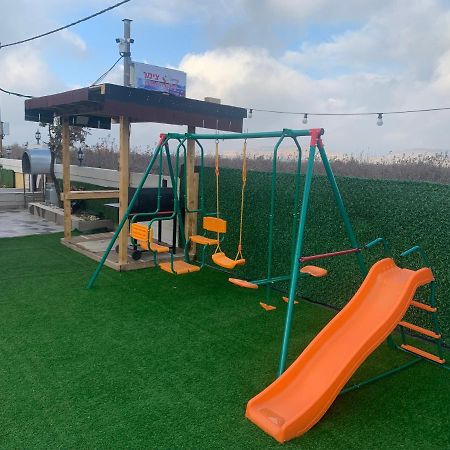 מפגש הדובדבן Apartment Buq'ata Екстериор снимка