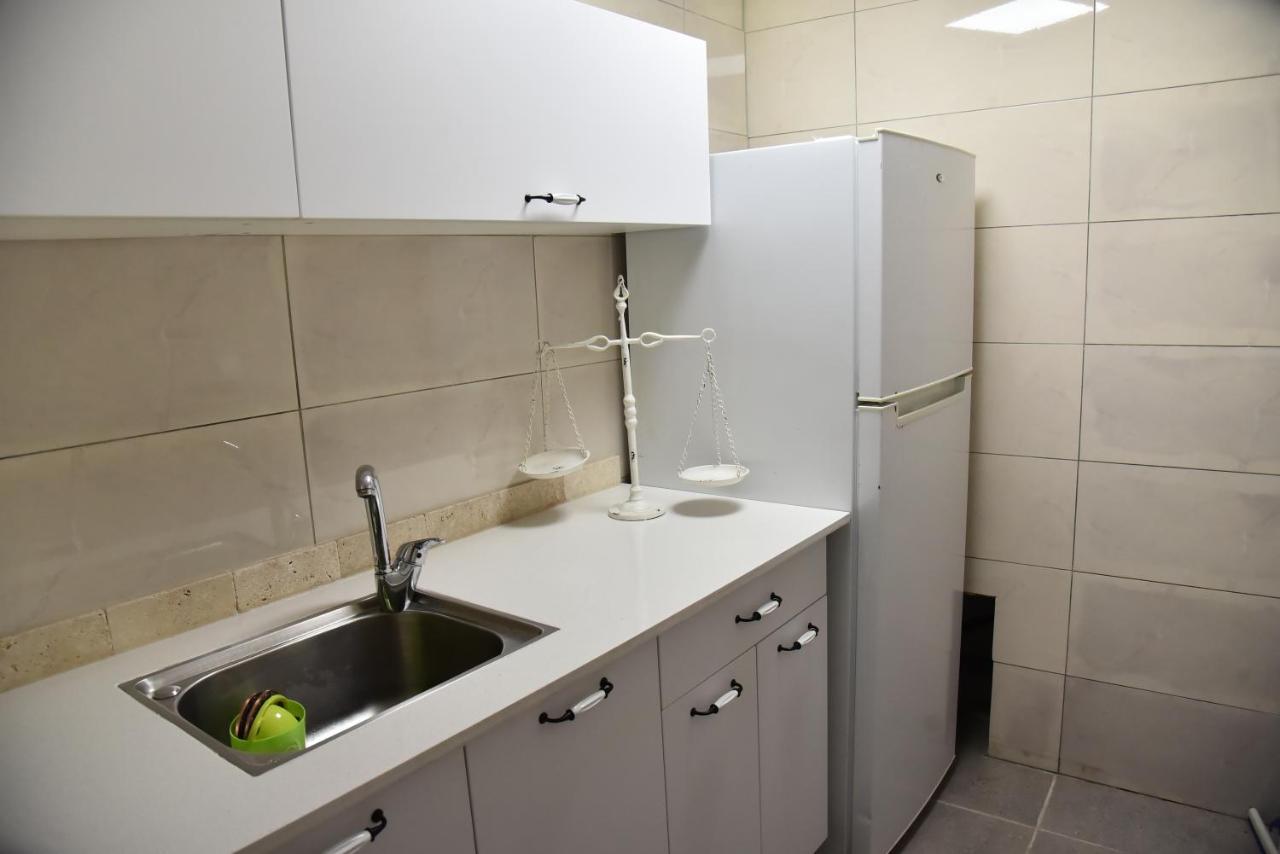 מפגש הדובדבן Apartment Buq'ata Екстериор снимка